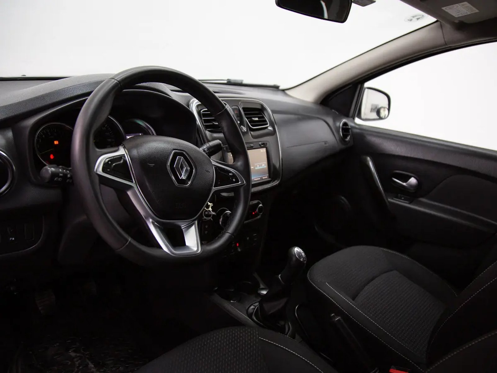 RENAULT SYMBOL 2019 - Imagen 14 de 20