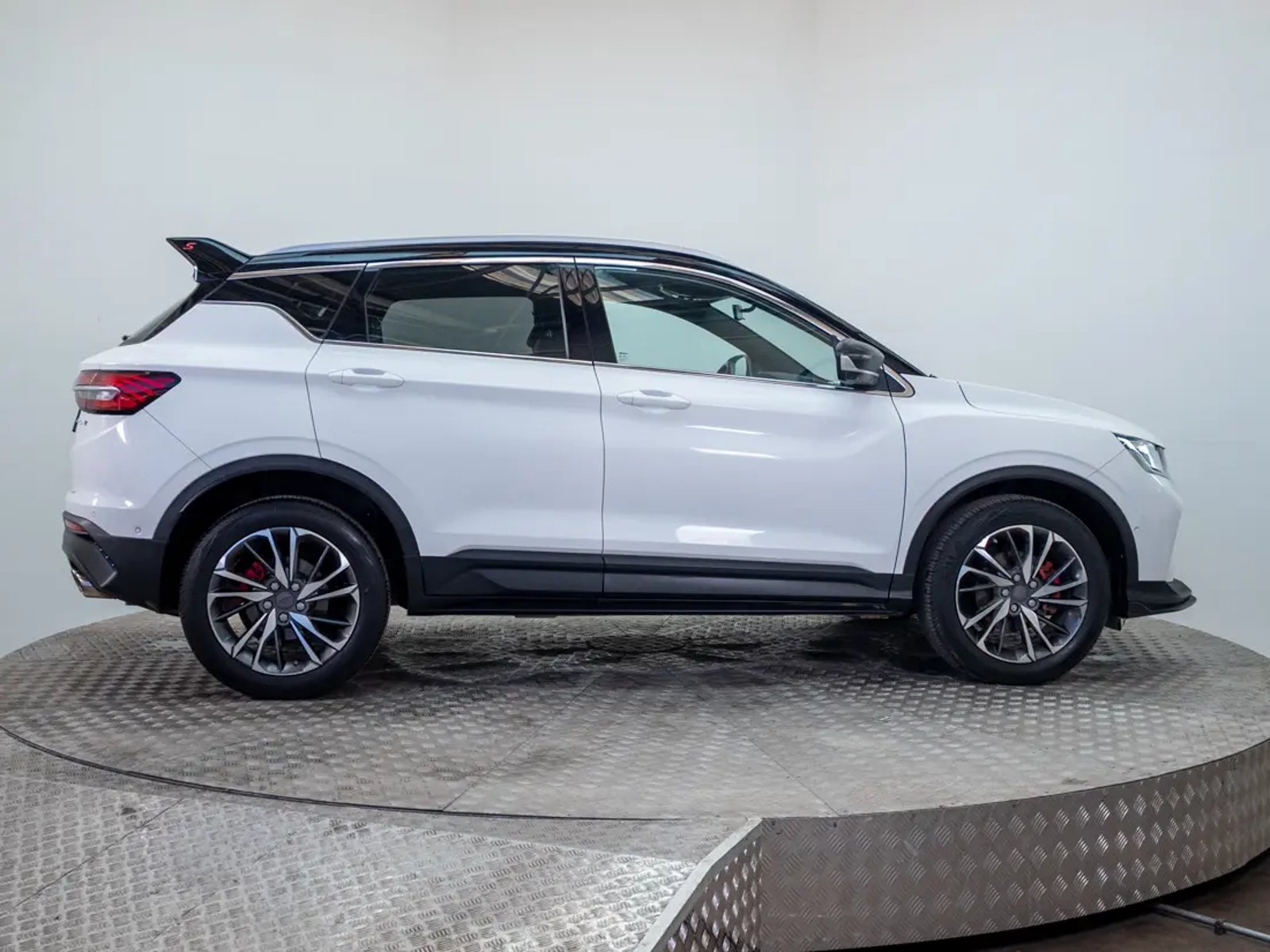 Geely COOLRAY 2023 - Imagen 8 de 20