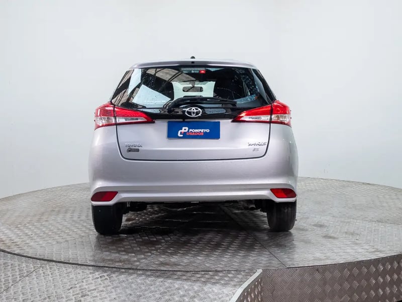 Toyota YARIS 2022 - Imagen 6 de 20