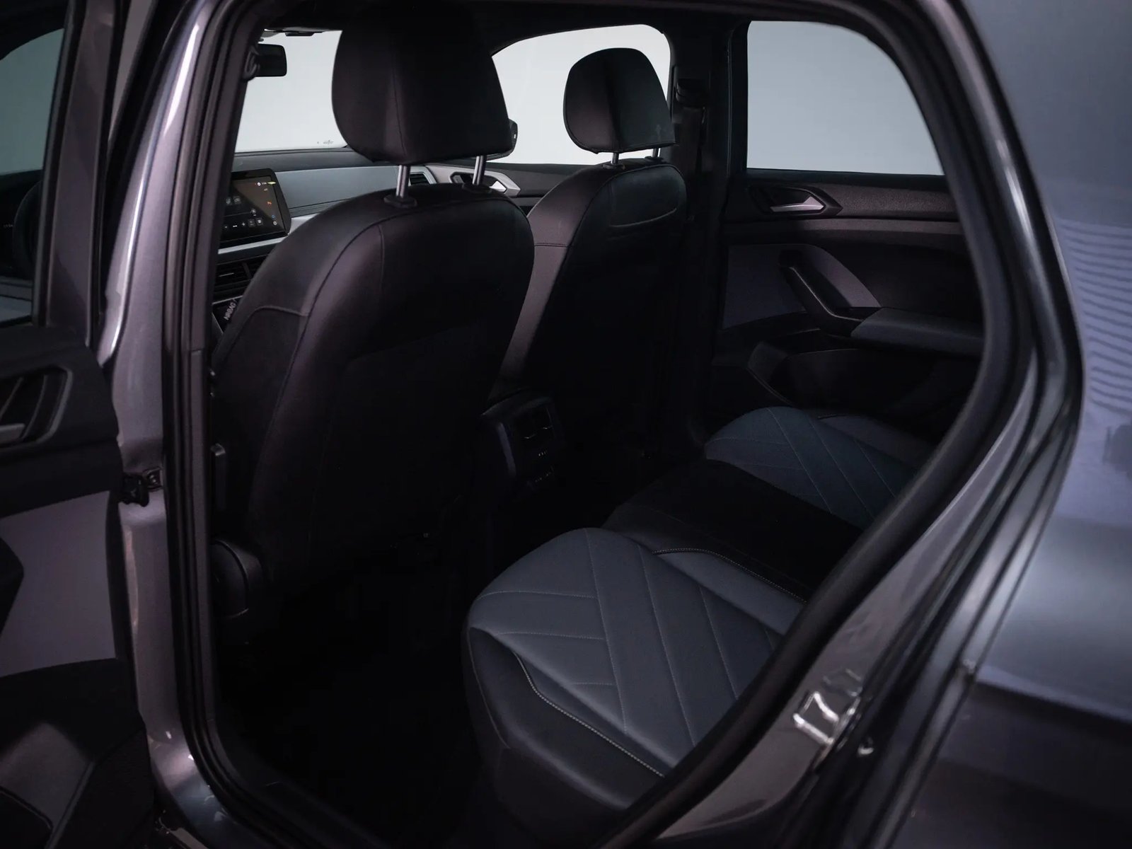 VOLKSWAGEN T-CROSS 2025 - Imagen 14 de 20