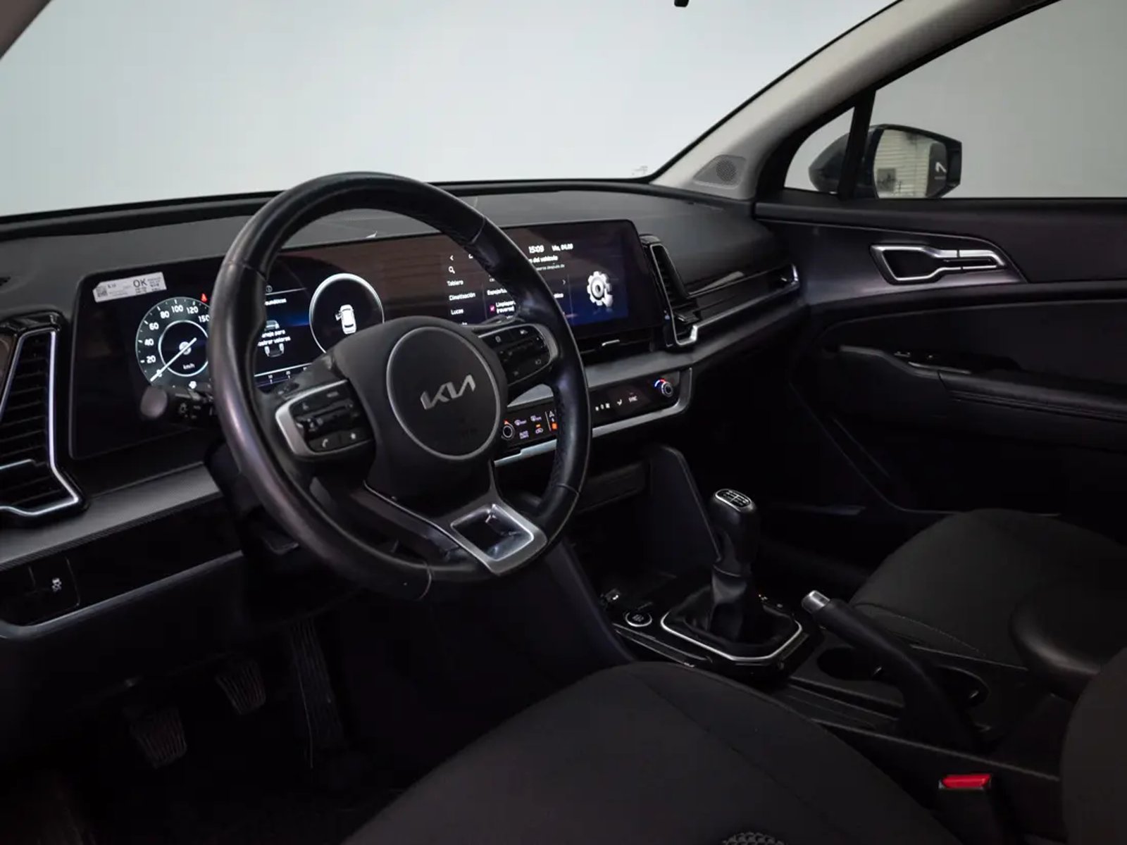 Kia SPORTAGE 2023 - Imagen 11 de 20