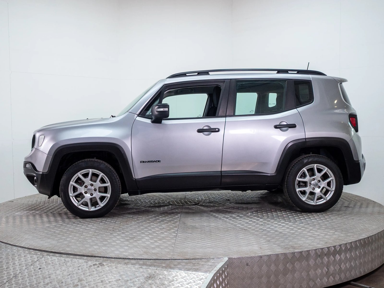 Jeep RENEGADE 2022 - Foto 5 de 17