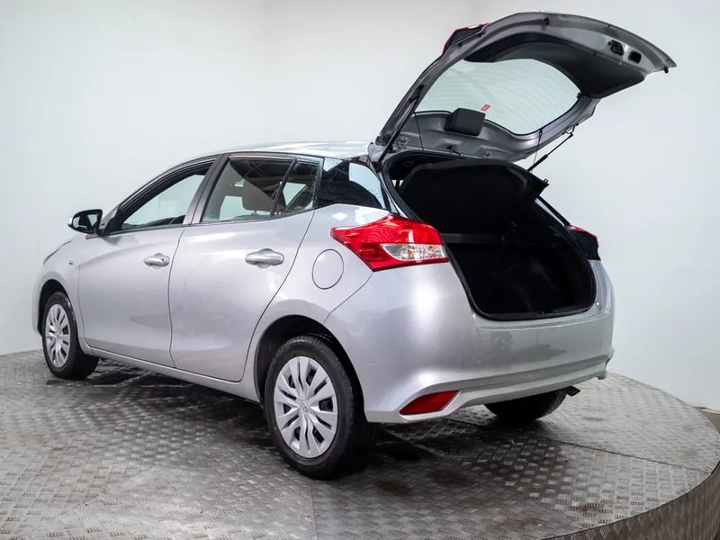 Toyota YARIS 2022 - Imagen 10 de 20