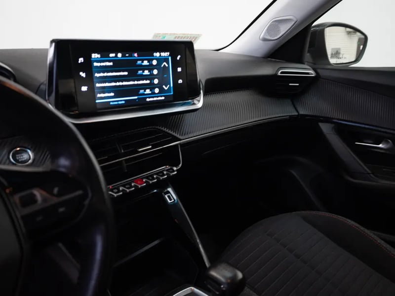 Peugeot 2008 2022 - Imagen 12 de 20