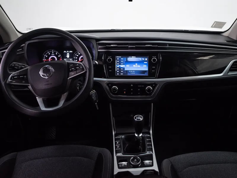 SsangYong KORANDO 2024 - Imagen 15 de 20