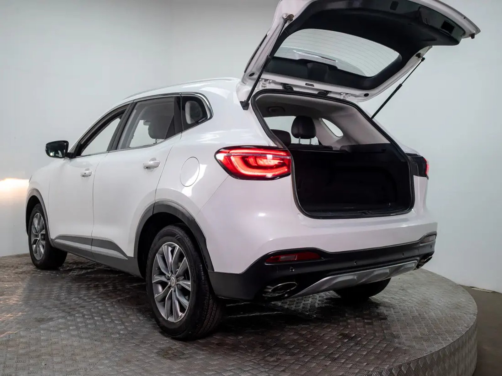 MG HS 2023 - Imagen 5 de 17