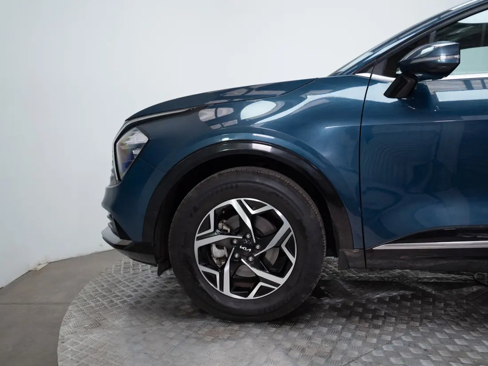 Kia SPORTAGE 2023 - Foto 2 de 18
