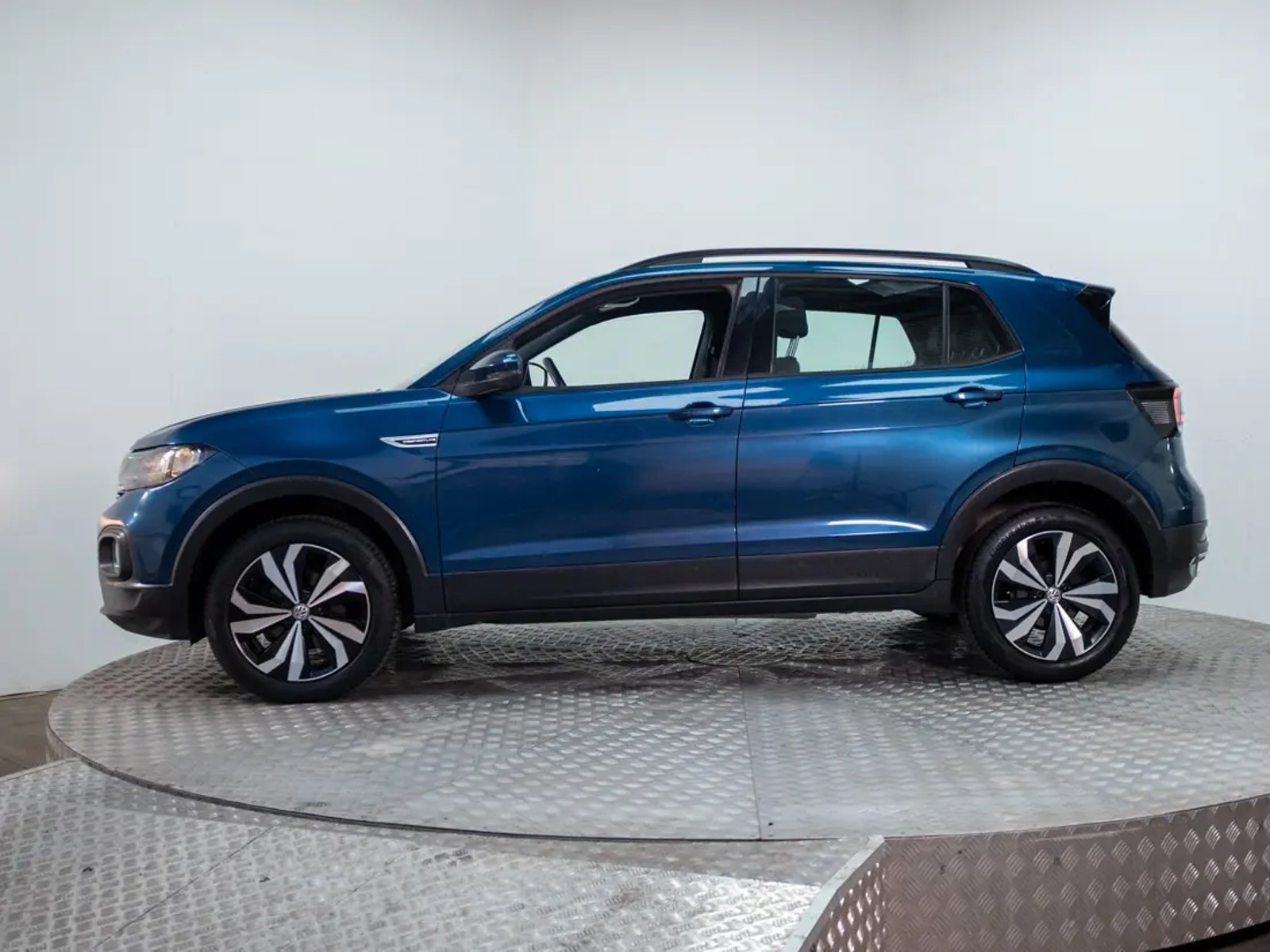 Volkswagen T-CROSS 2021 - Foto 4 de 19