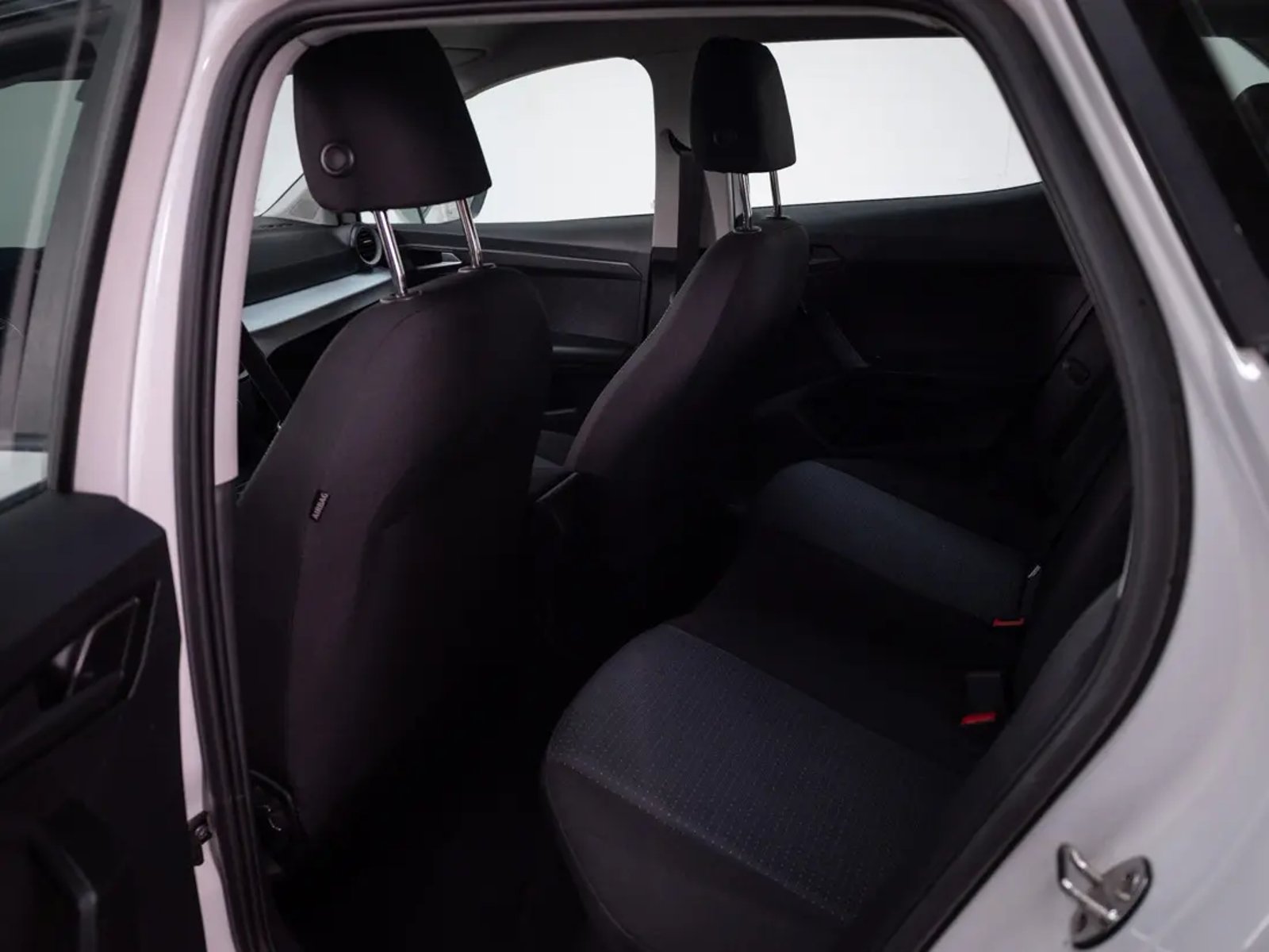 SEAT IBIZA 2023 - Imagen 17 de 19