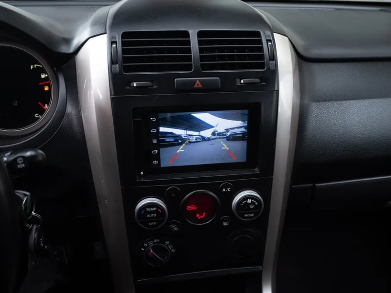 Suzuki GRAND NOMADE 2016 - Imagen 18 de 19
