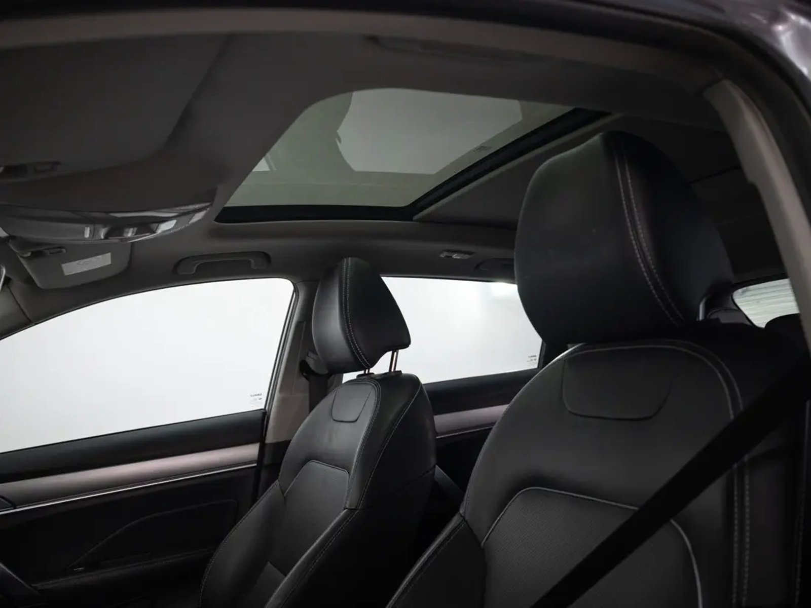 GEELY COOLRAY 2022 - Imagen 14 de 20