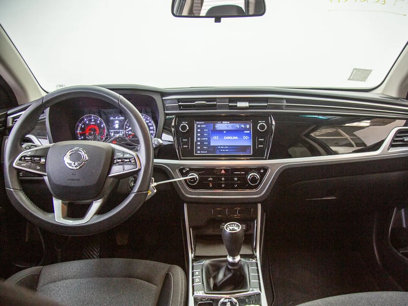 SsangYong KORANDO 2022 - Imagen 14 de 17