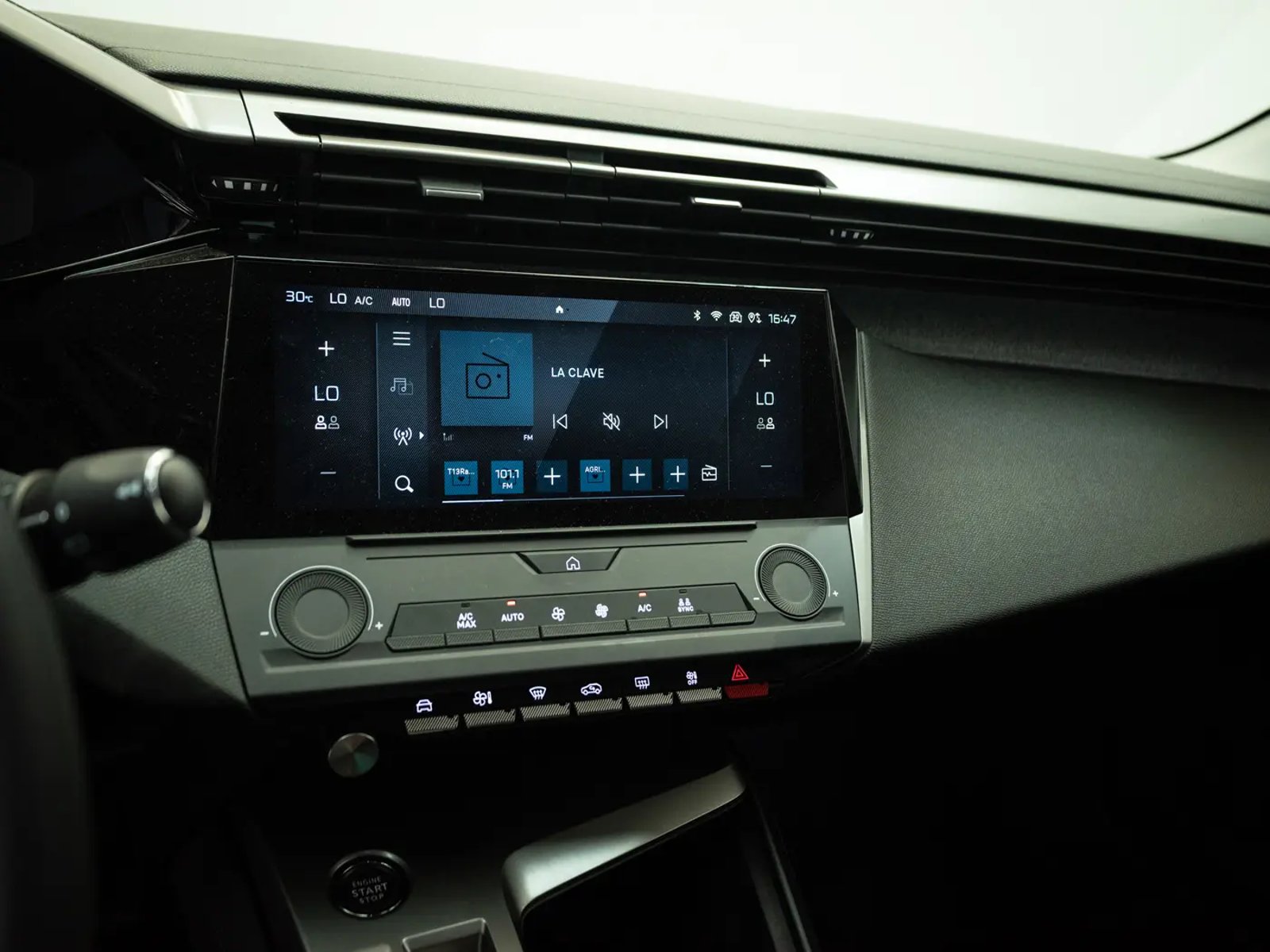 PEUGEOT 308 2025 - Imagen 11 de 13