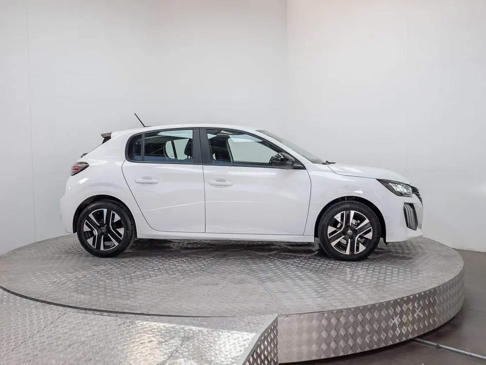 Peugeot 208 2025 - Foto 4 de 15