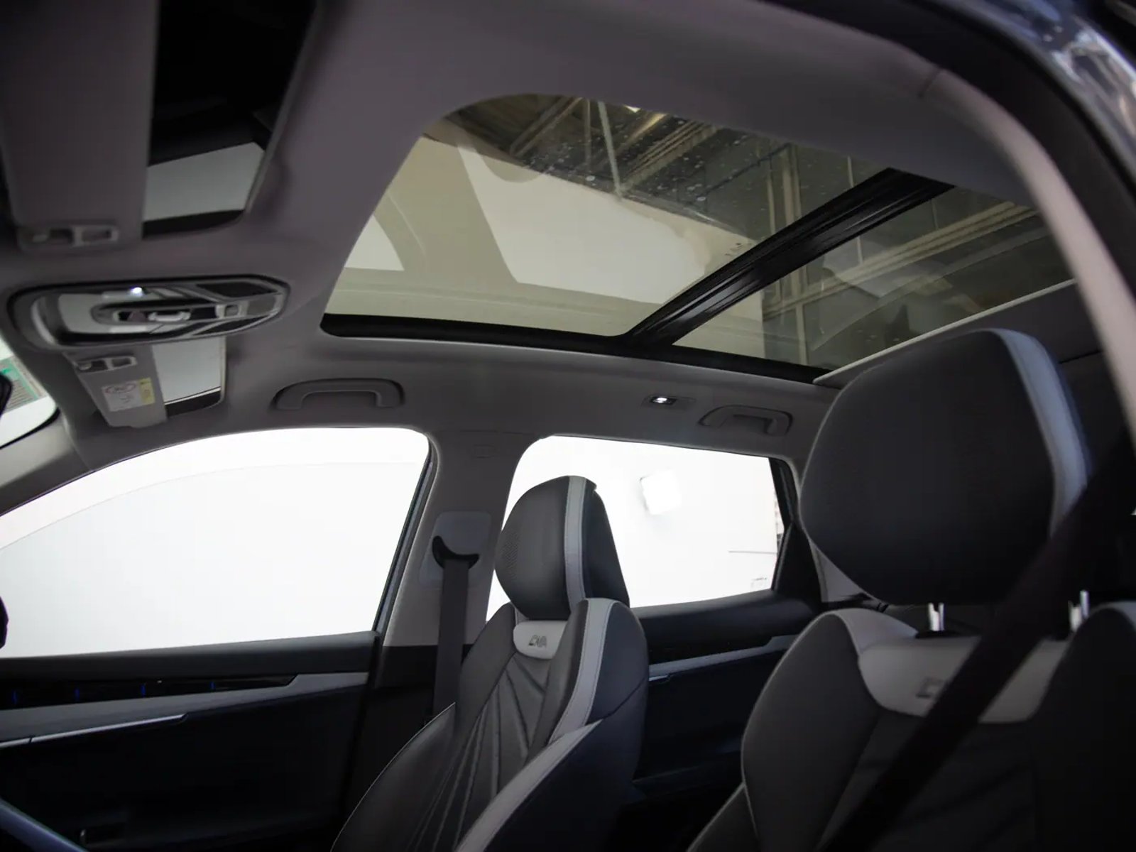 GEELY STARRAY 2025 - Imagen 19 de 20