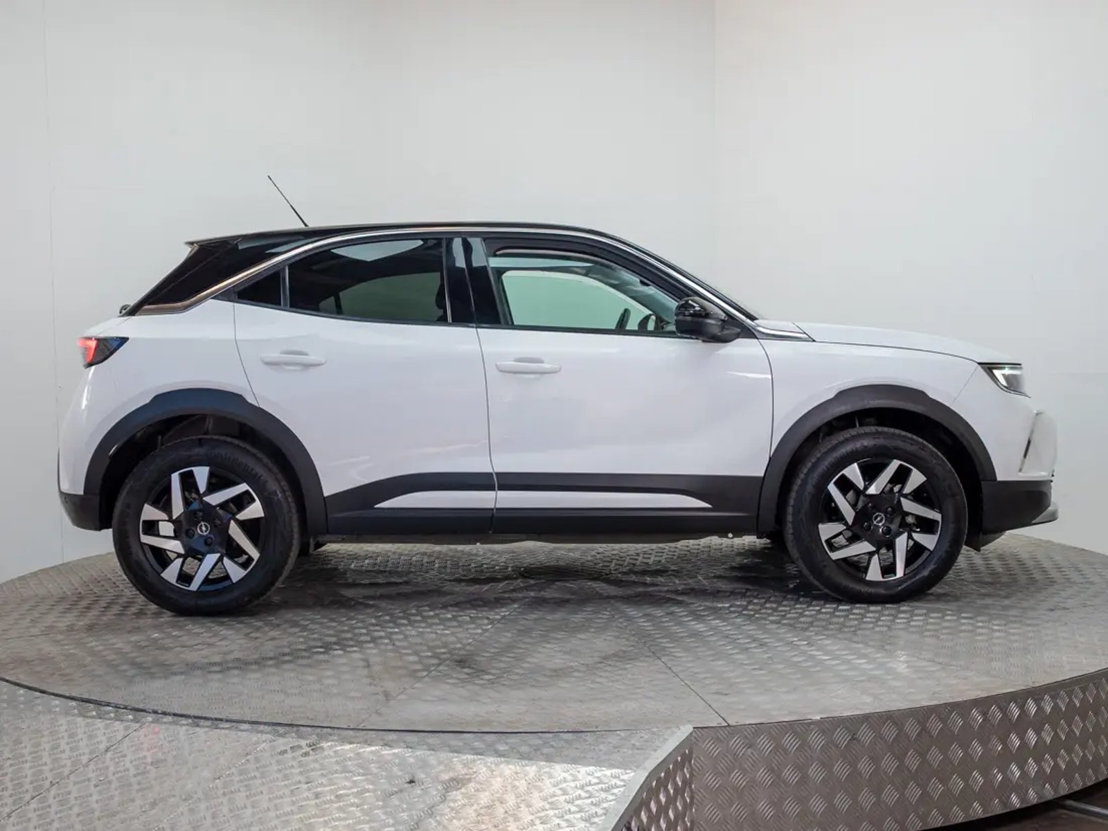 OPEL MOKKA 2023 - Imagen 9 de 19