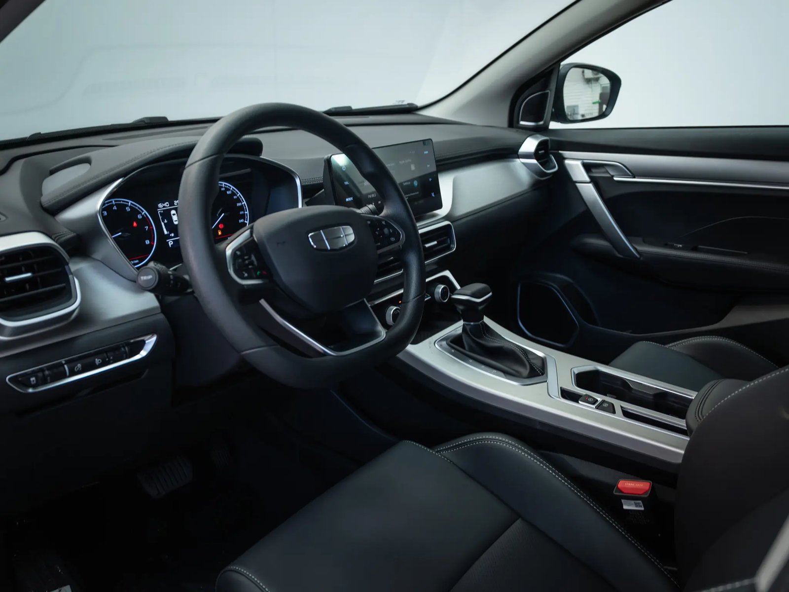 GEELY COOLRAY 2026 - Imagen 15 de 19