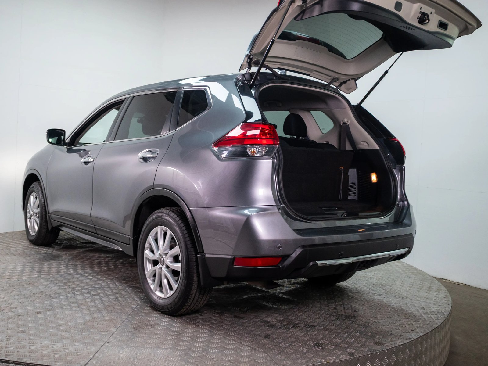 Nissan X-TRAIL 2023 - Imagen 10 de 14