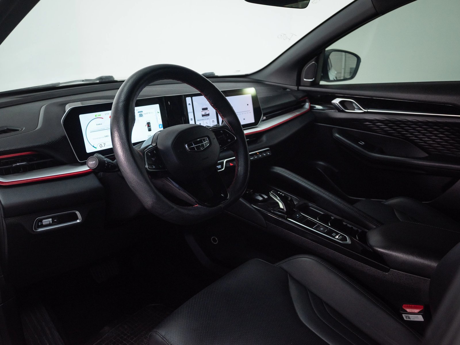 GEELY COOLRAY 2026 - Imagen 15 de 17