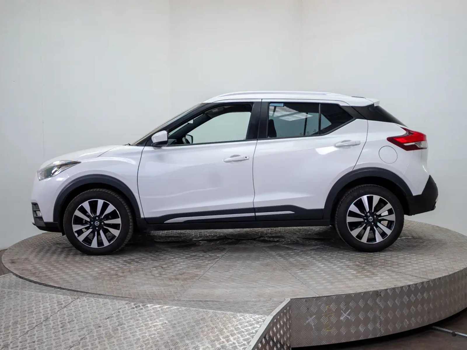 Nissan KICKS 2019 - Imagen 4 de 19