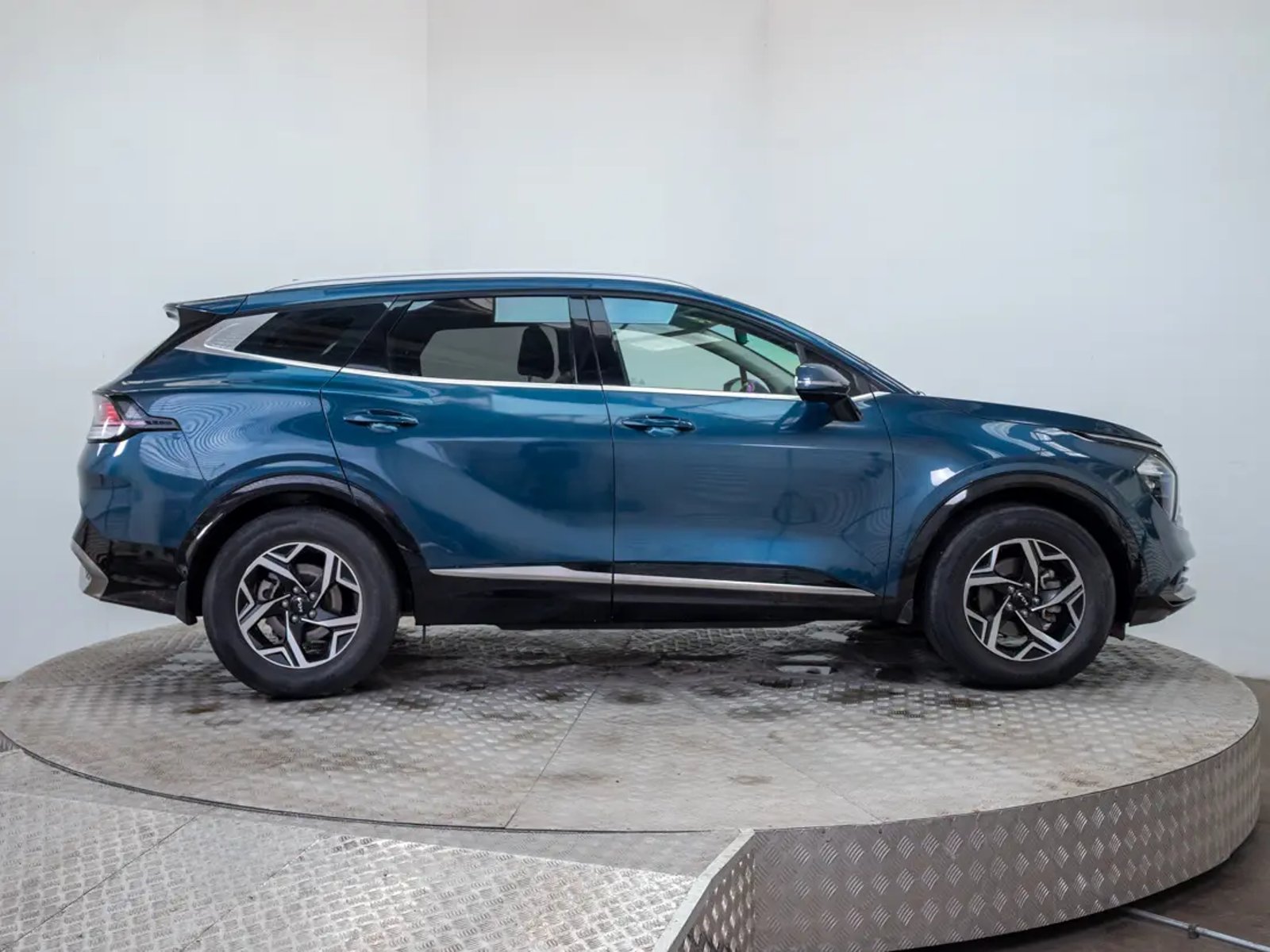 Kia SPORTAGE 2023 - Imagen 8 de 20