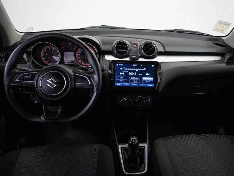 Suzuki SWIFT 2024 - Imagen 15 de 20