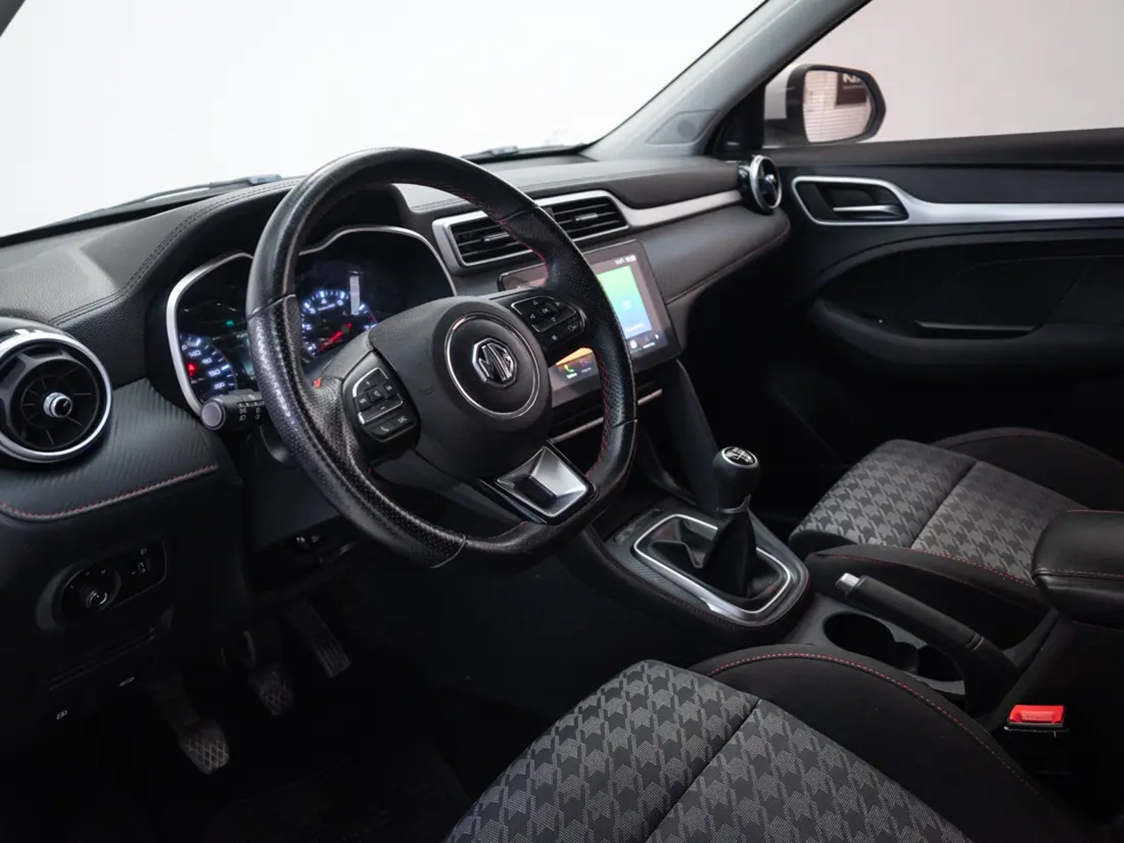 MG ZX 2023 - Imagen 11 de 20