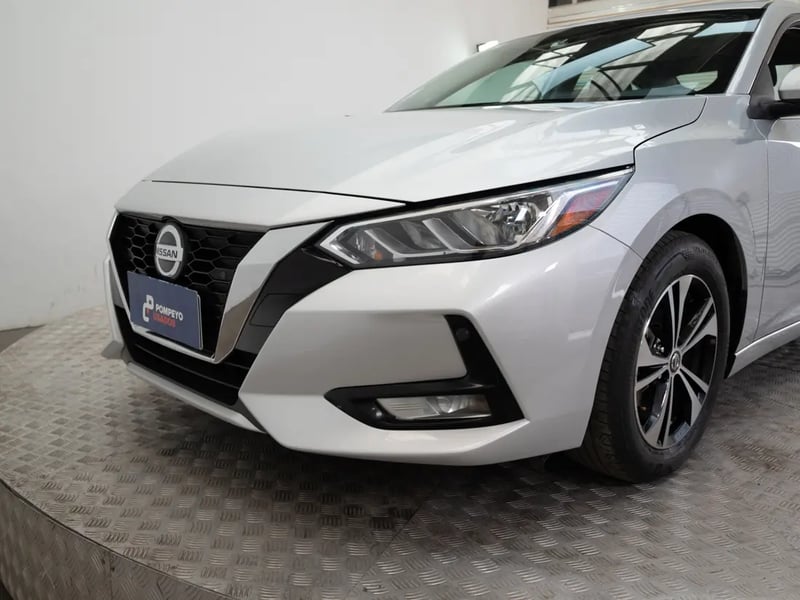 Nissan SENTRA 2023 - Imagen 18 de 19