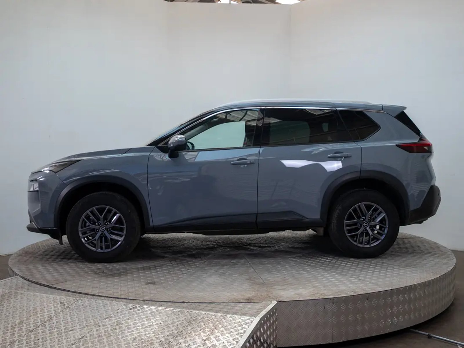 Nissan X-TRAIL 2025 - Foto 4 de 20