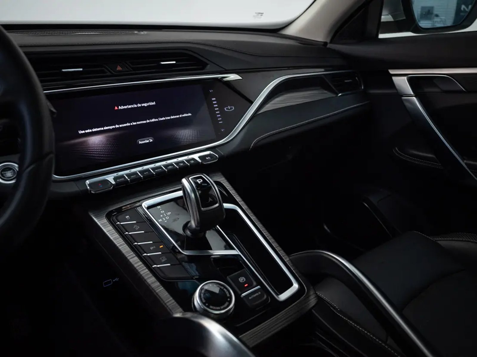 Geely AZKARRA 2024 - Imagen 13 de 20
