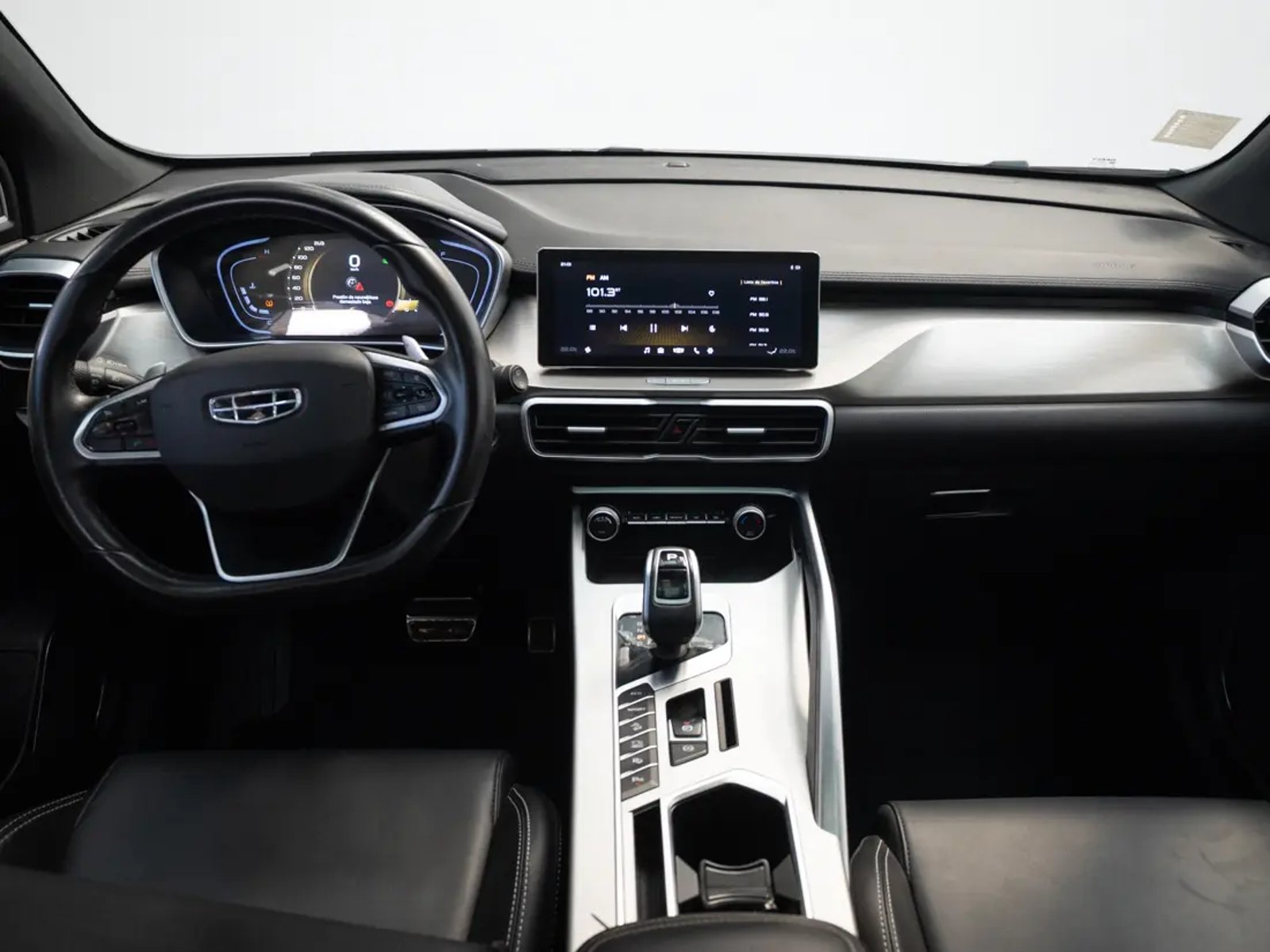 Geely COOLRAY 2023 - Imagen 15 de 20