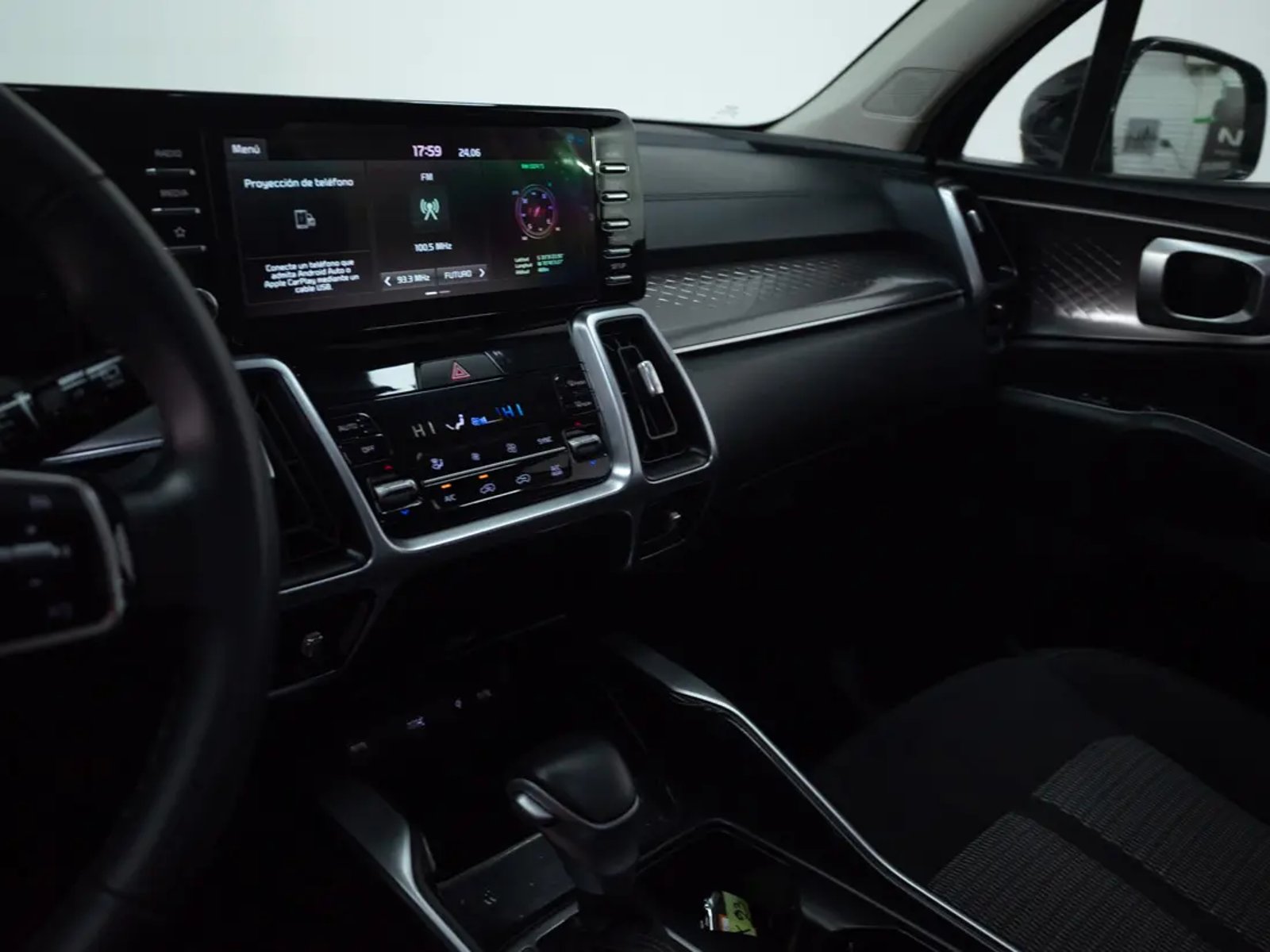 Kia SORENTO 2023 - Imagen 12 de 20