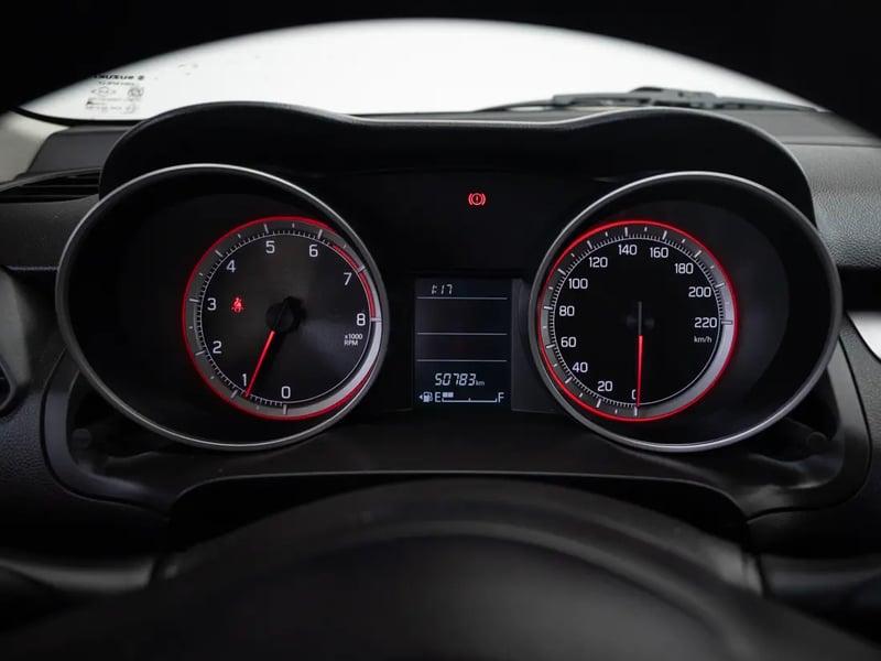 Suzuki SWIFT 2024 - Imagen 13 de 20