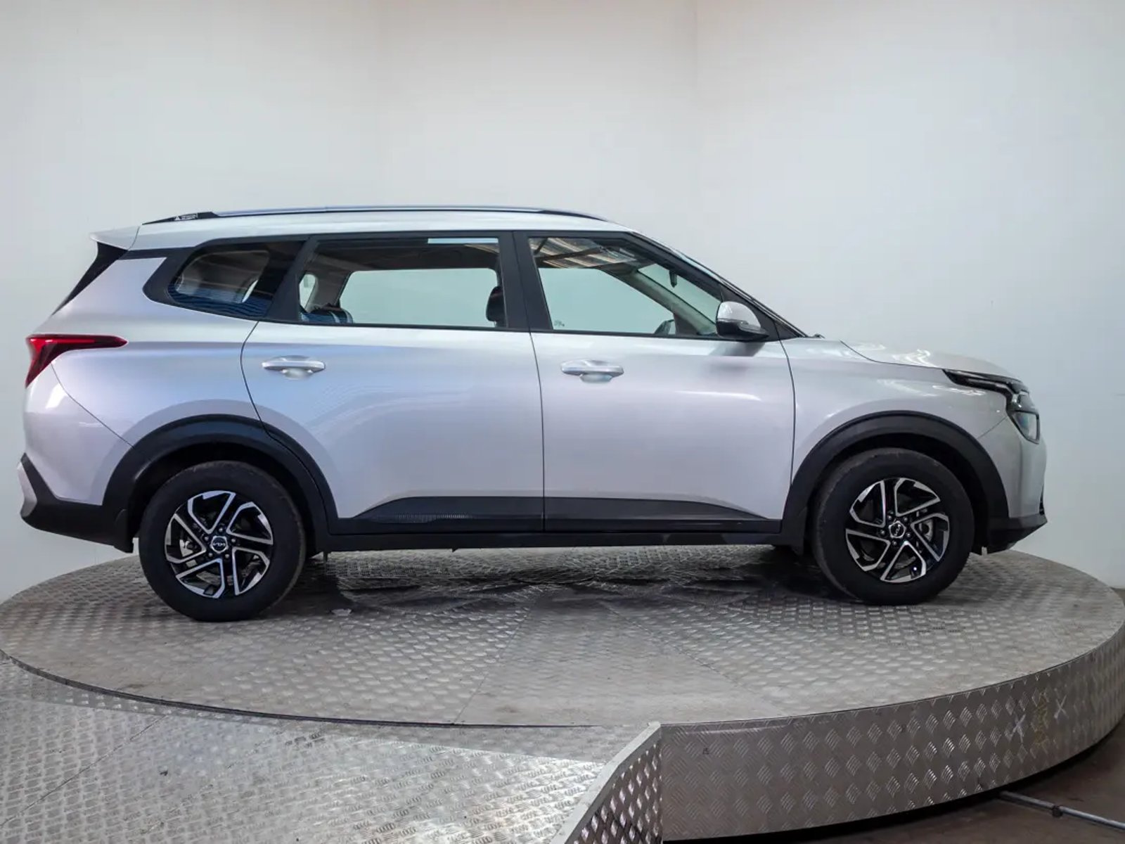 Kia CARENS 2024 - Imagen 8 de 20