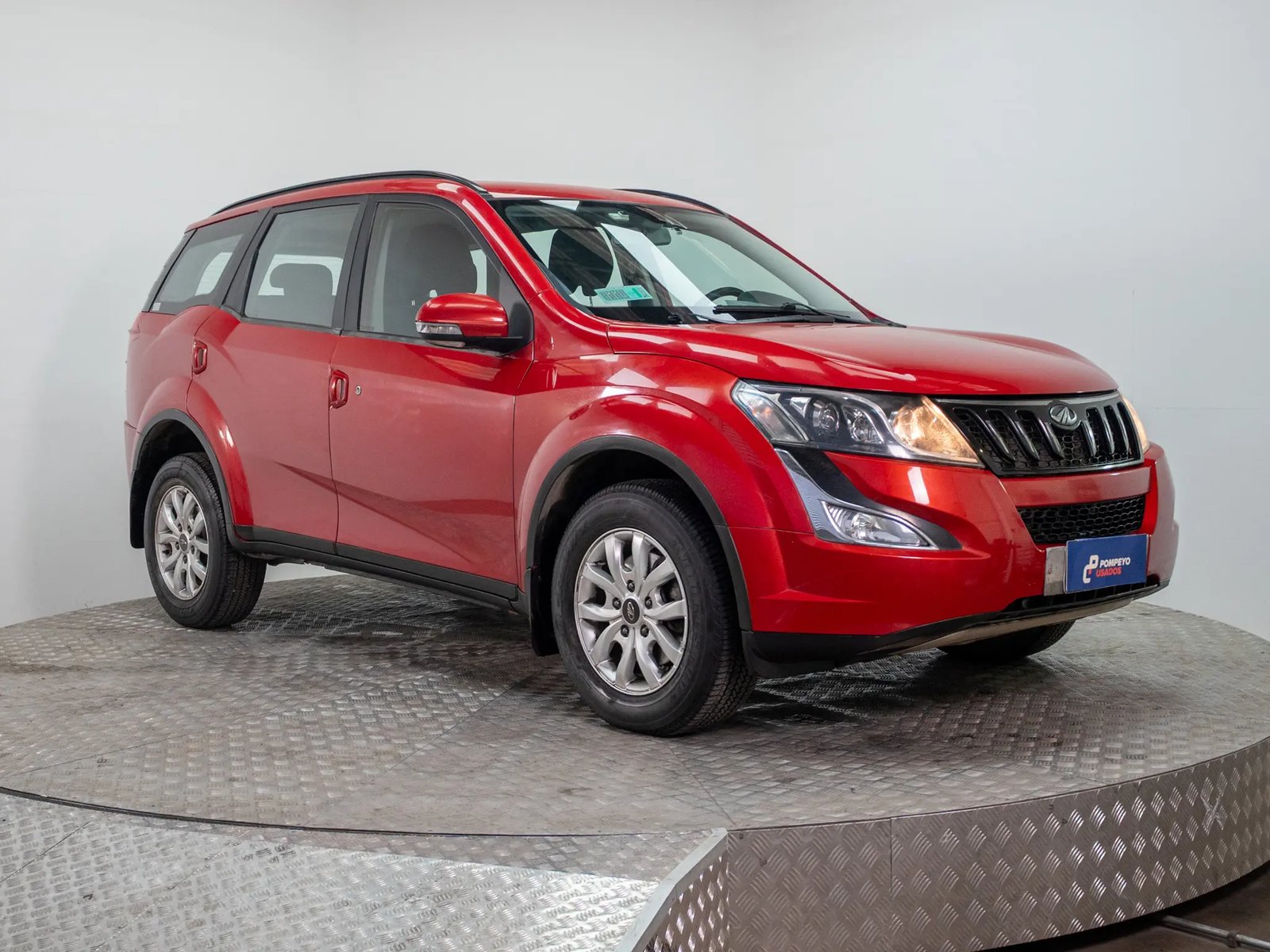MAHINDRA XUV500 2019 - Imagen 12 de 18