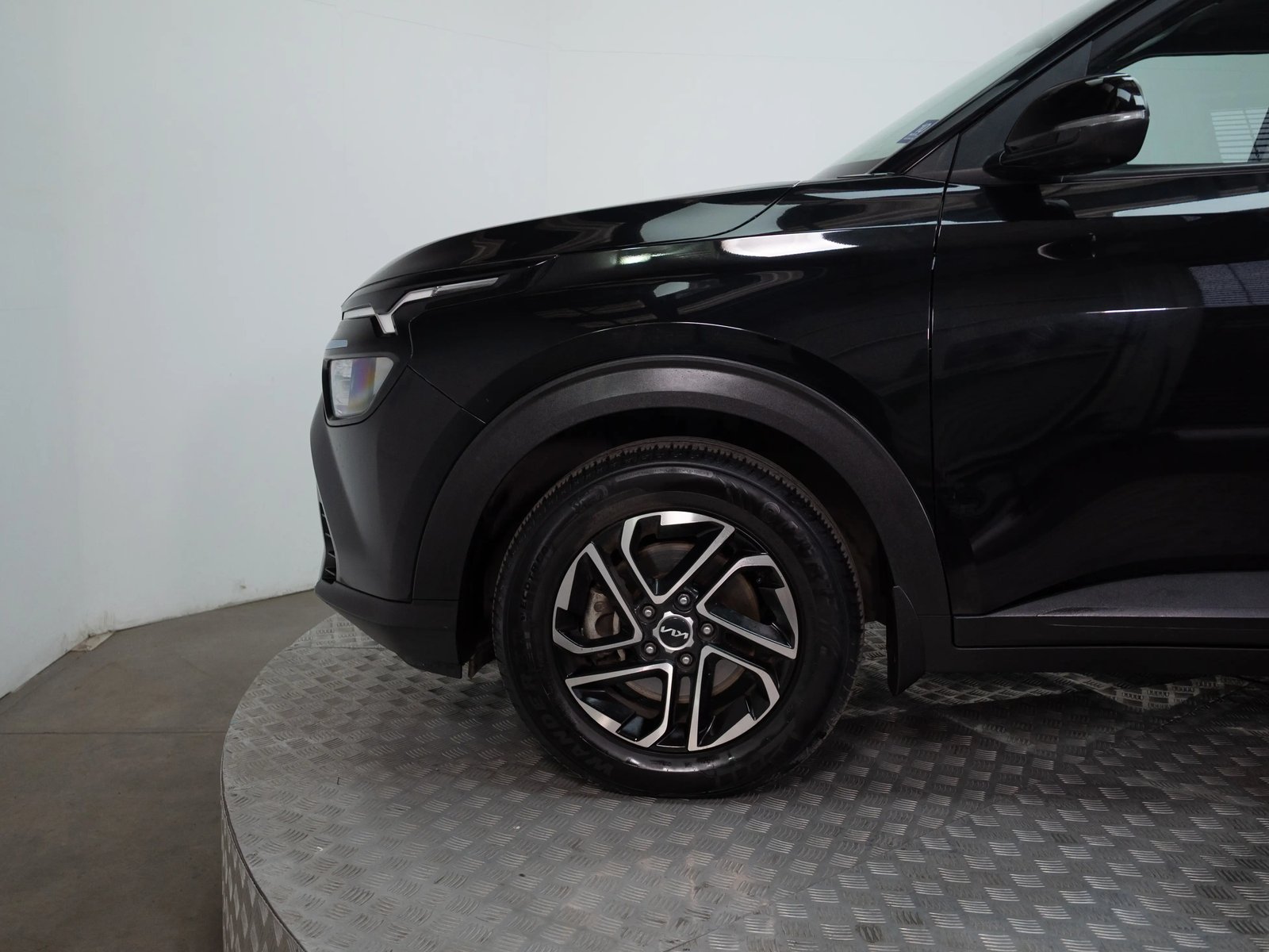 Kia CARENS 2024 - Foto 4 de 15