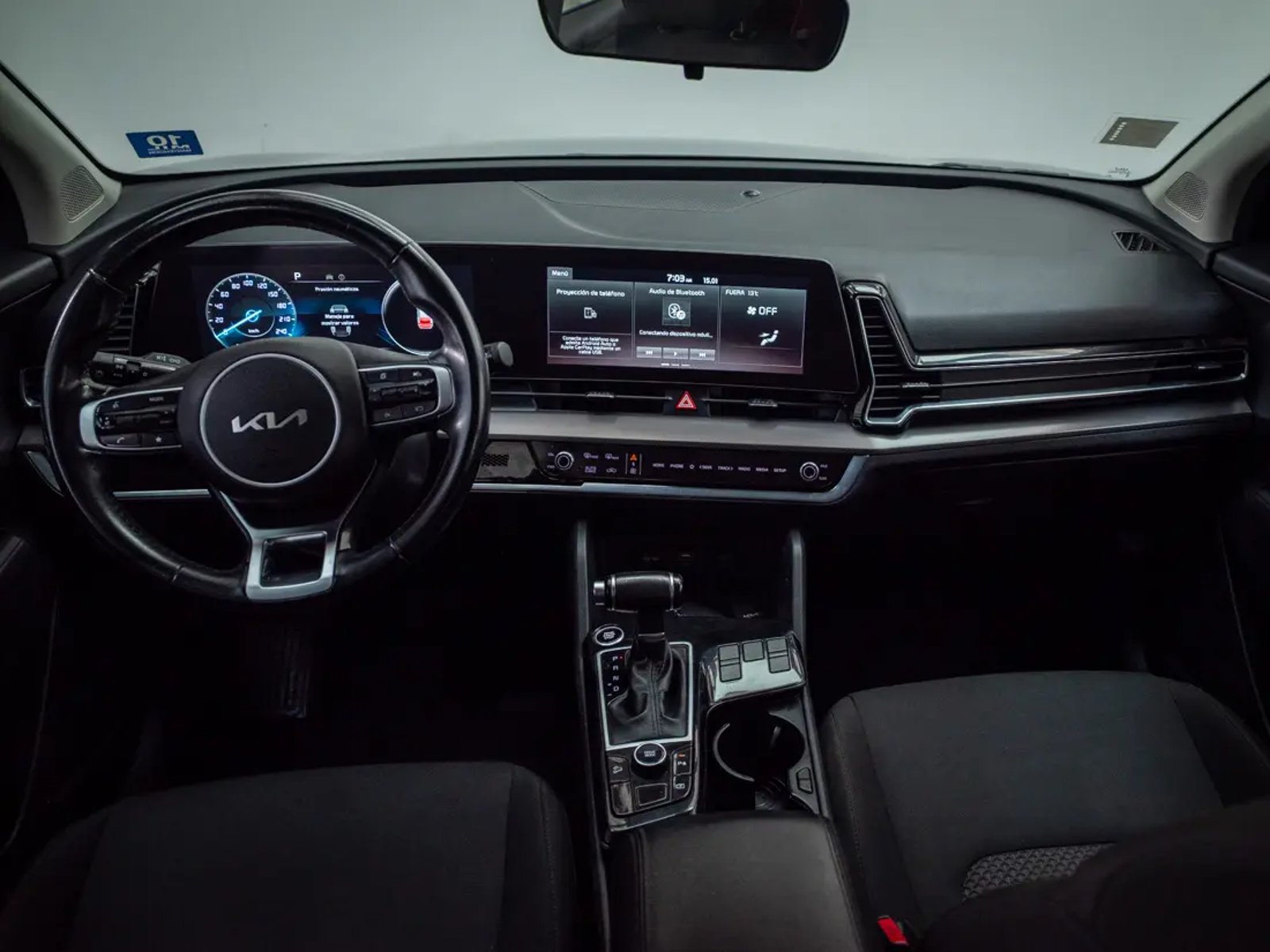 Kia SPORTAGE 2023 - Imagen 16 de 18