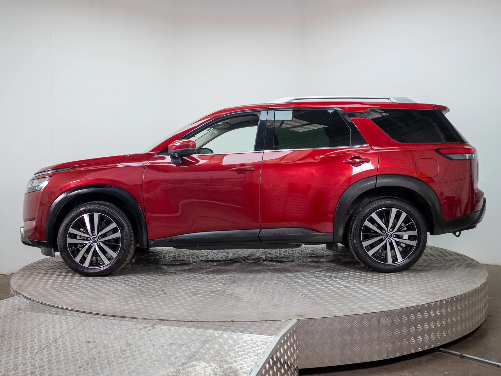 Nissan PATHFINDER 2023 - Foto 4 de 19