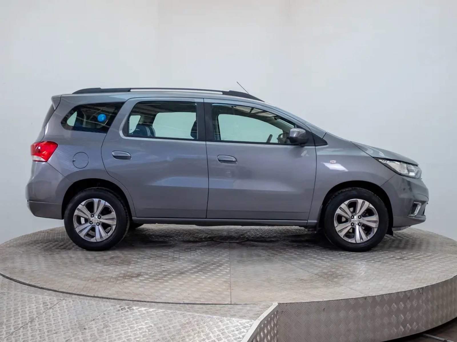 Chevrolet SPIN 2020 - Imagen 8 de 19