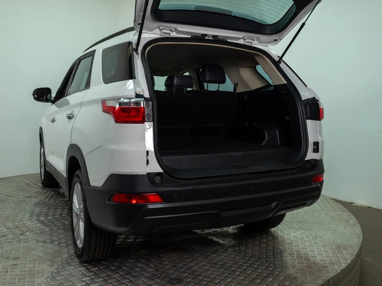 DFSK SUV 560 2023 - Imagen 11 de 16