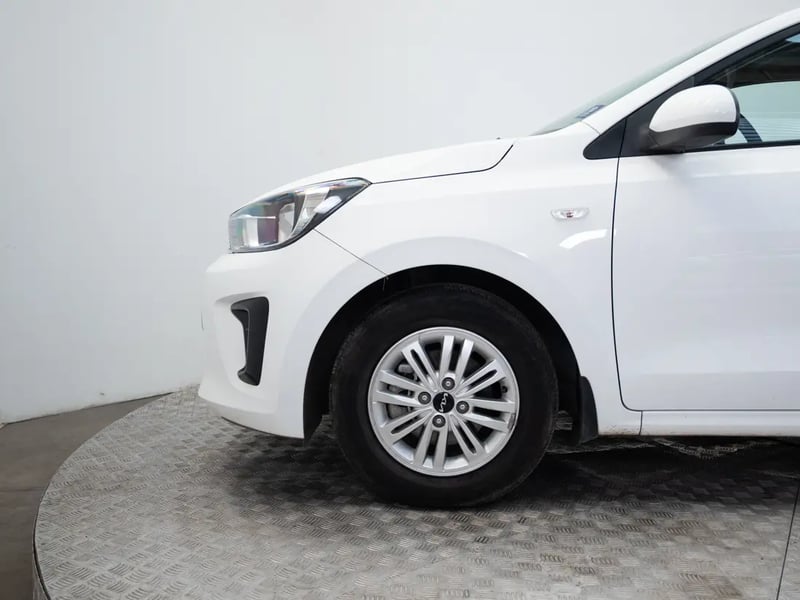 Kia SOLUTO 2024 - Imagen 17 de 20