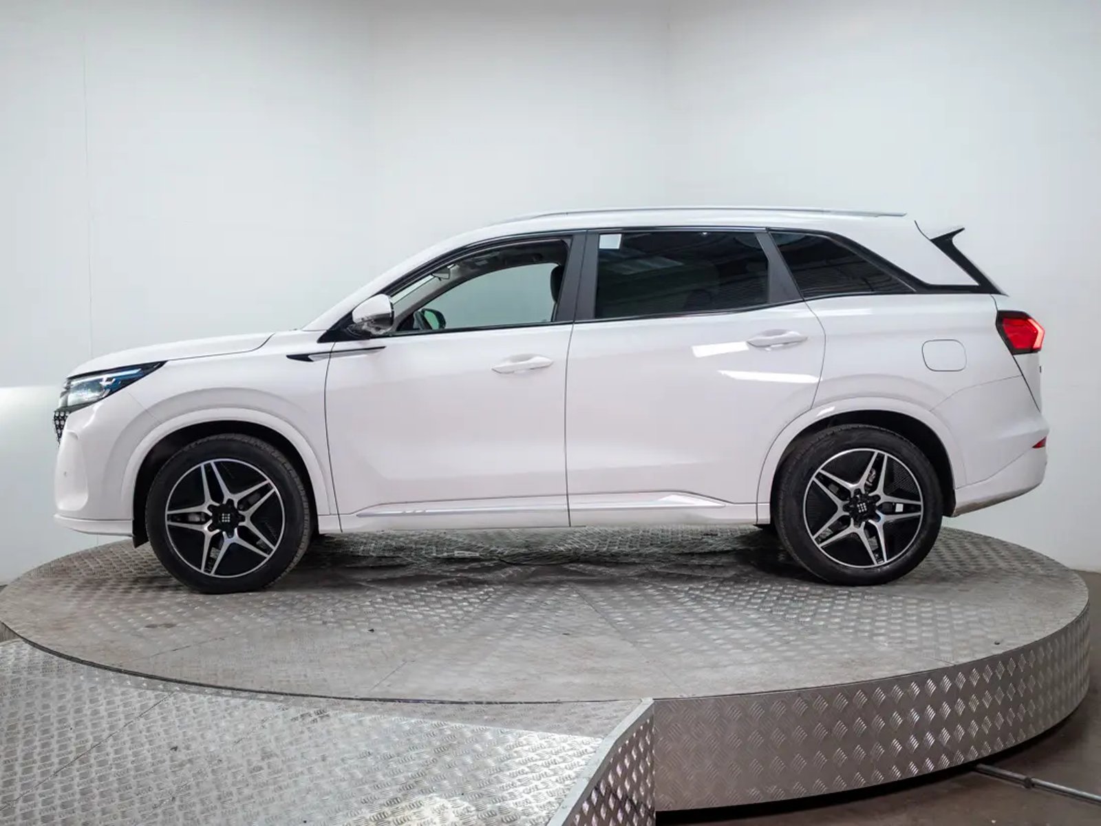 DFSK SUV 600 2025 - Imagen 4 de 20