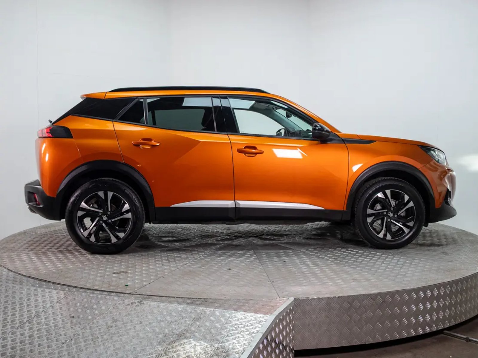 Peugeot 2008 2023 - Imagen 8 de 19