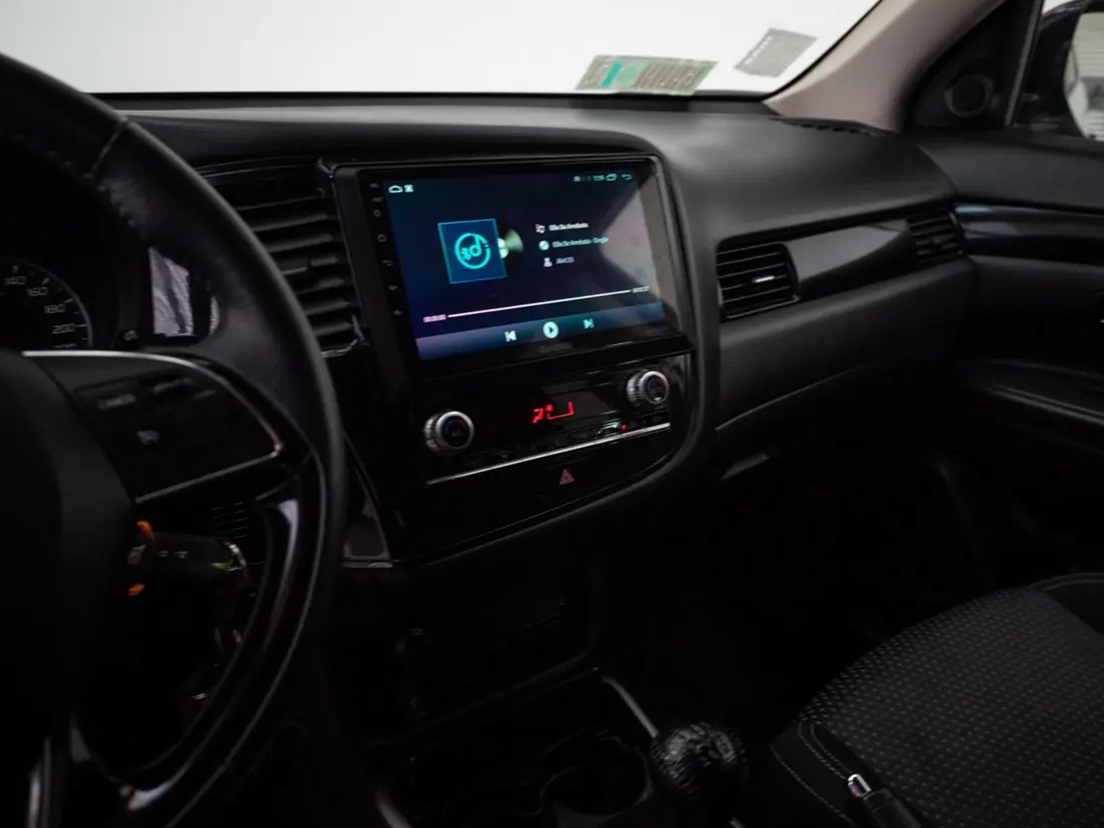 Mitsubishi OUTLANDER 2022 - Imagen 12 de 20