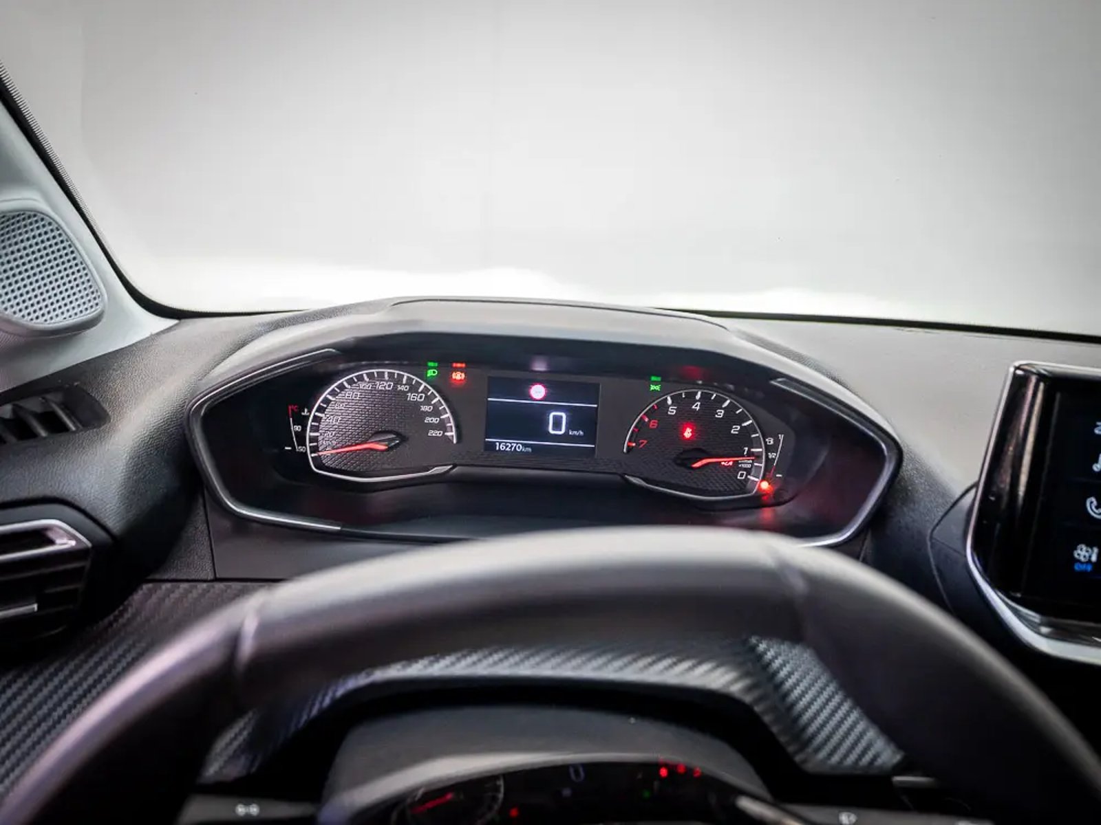 Peugeot 208 2025 - Imagen 11 de 15