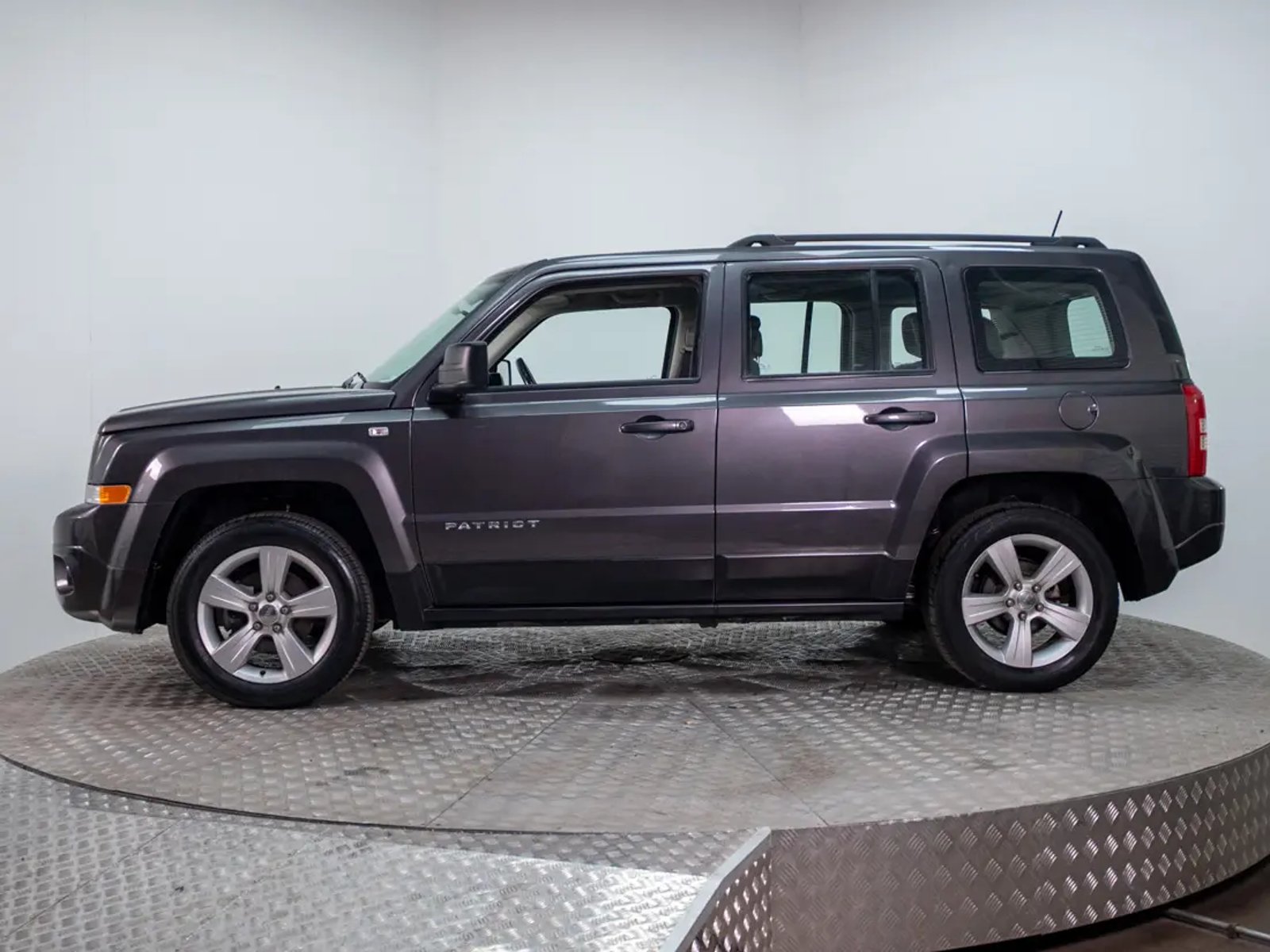 Jeep PATRIOT 2016 - Foto 4 de 18