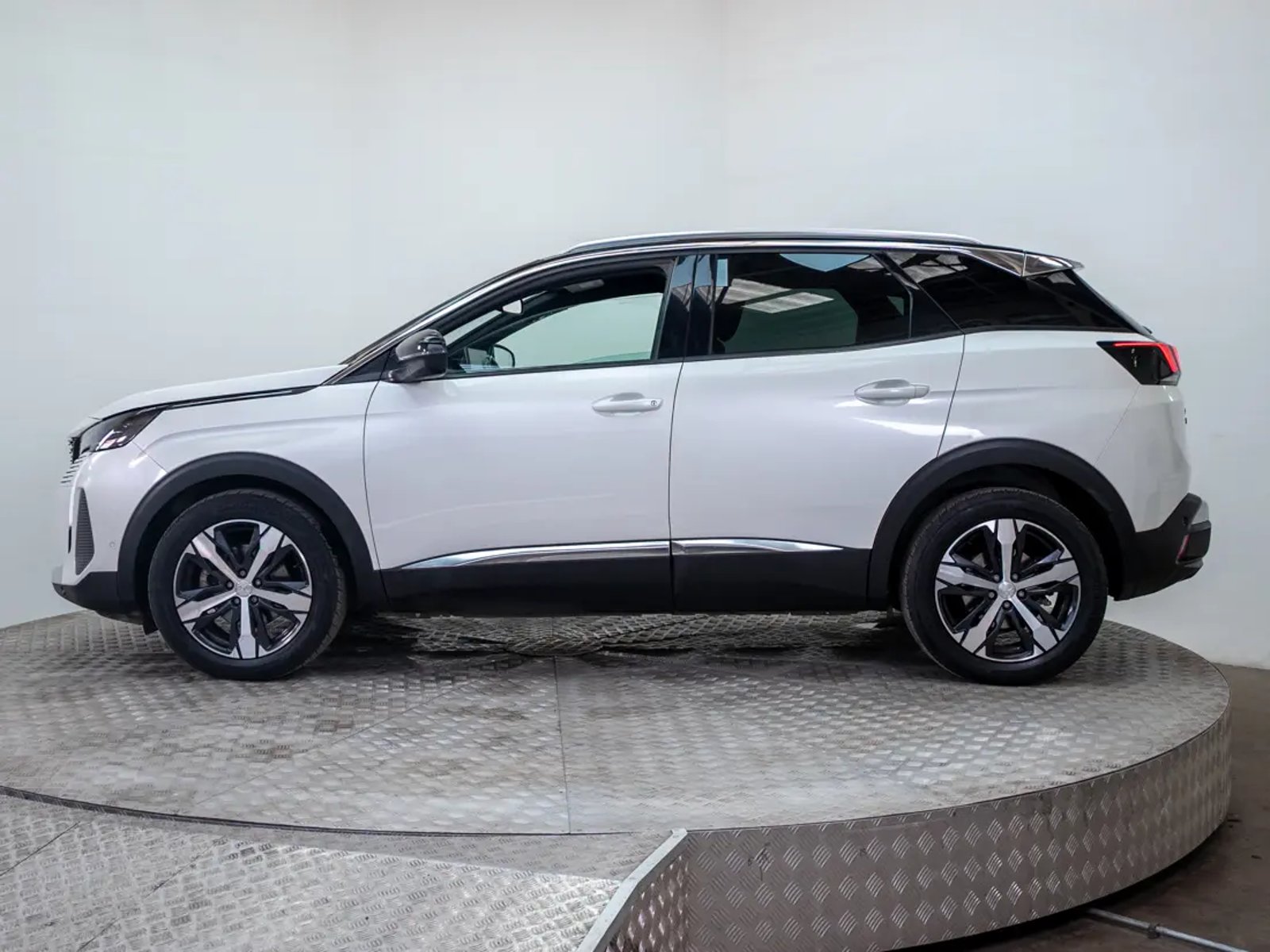 Peugeot 3008 2023 - Foto 4 de 20