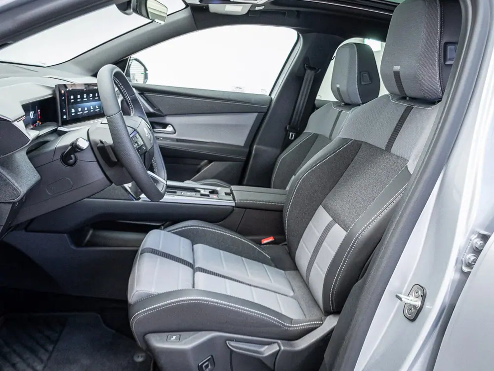 OPEL GRANDLAND 2025 - Imagen 15 de 18