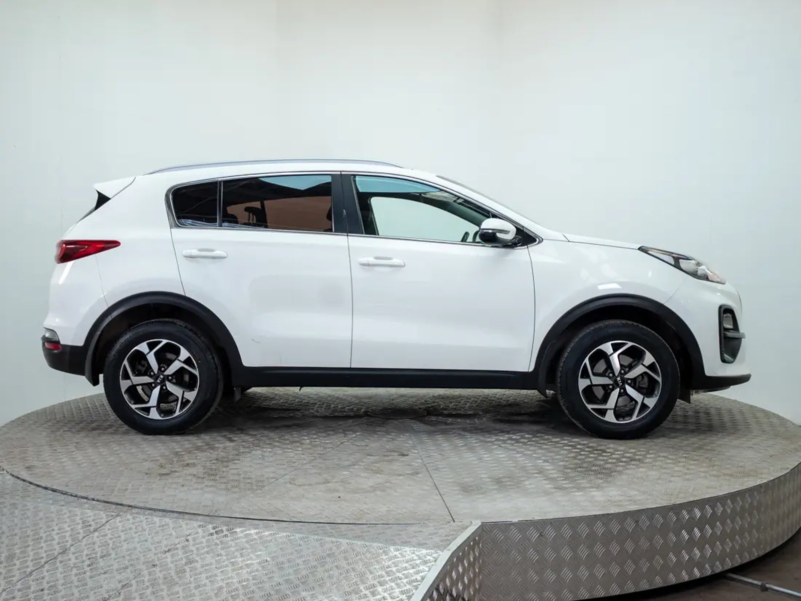 Kia SPORTAGE 2021 - Imagen 8 de 20