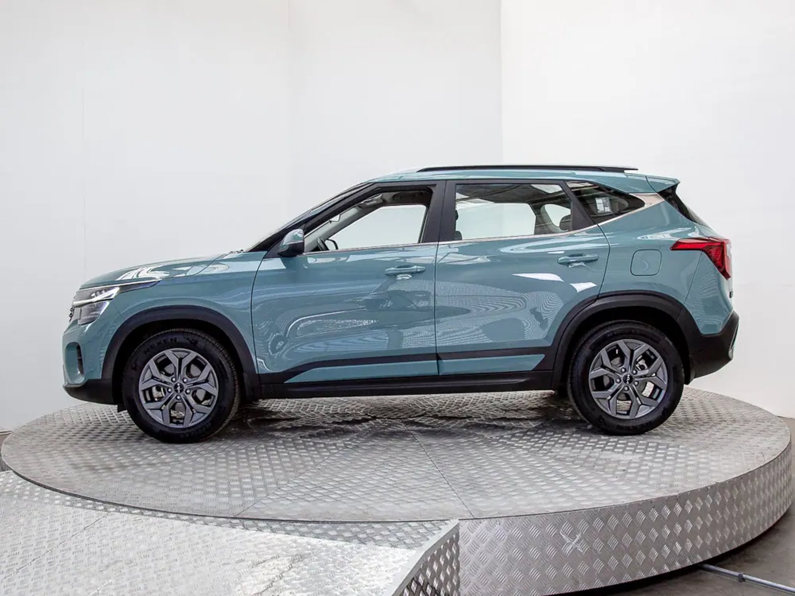 KIA SELTOS 2024 - Imagen 4 de 17